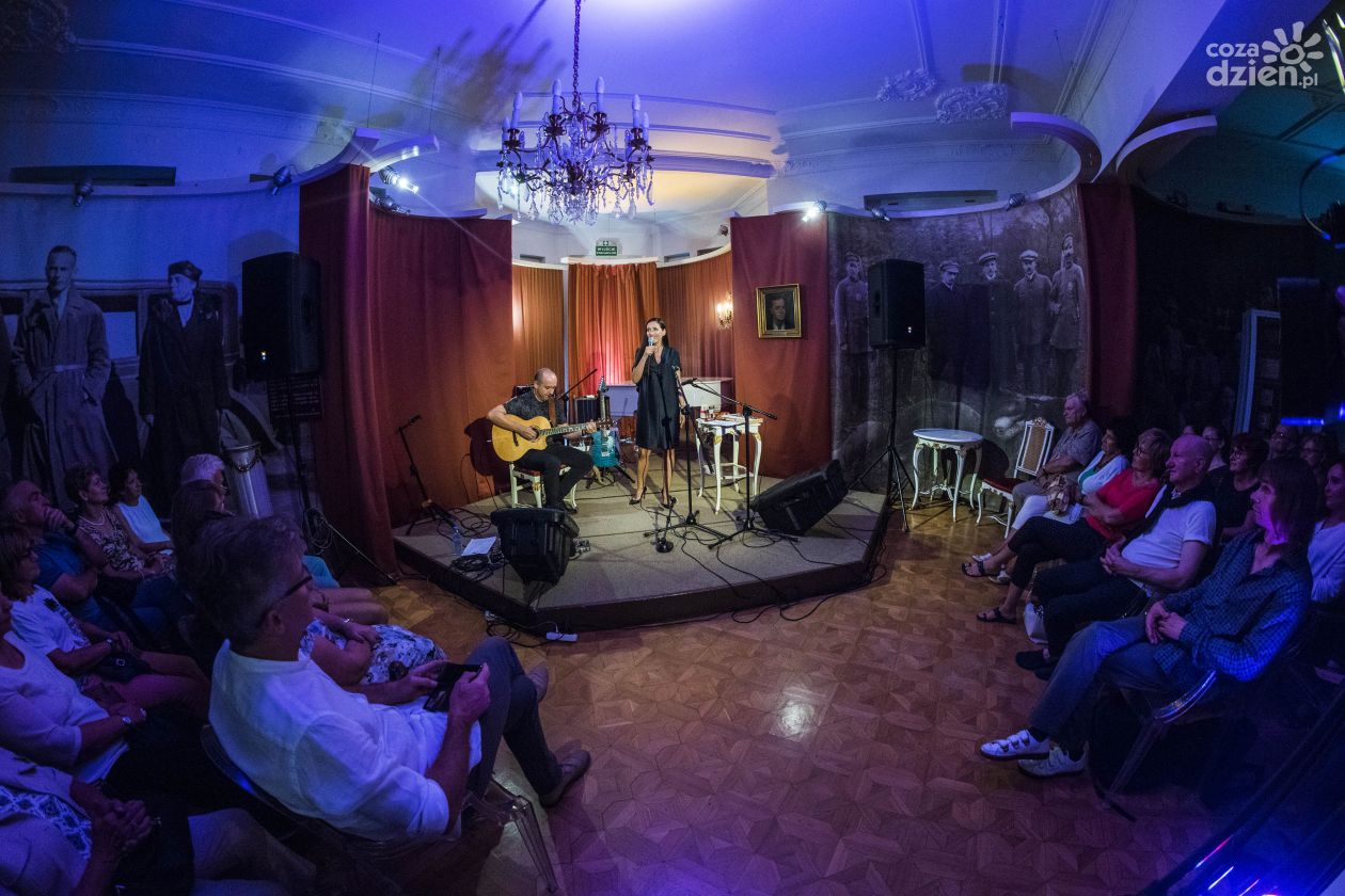 Dorota Miśkiewicz i Marek Napiórkowski - koncert w muzeum Witolda Gombrowicza (zdjęcia)