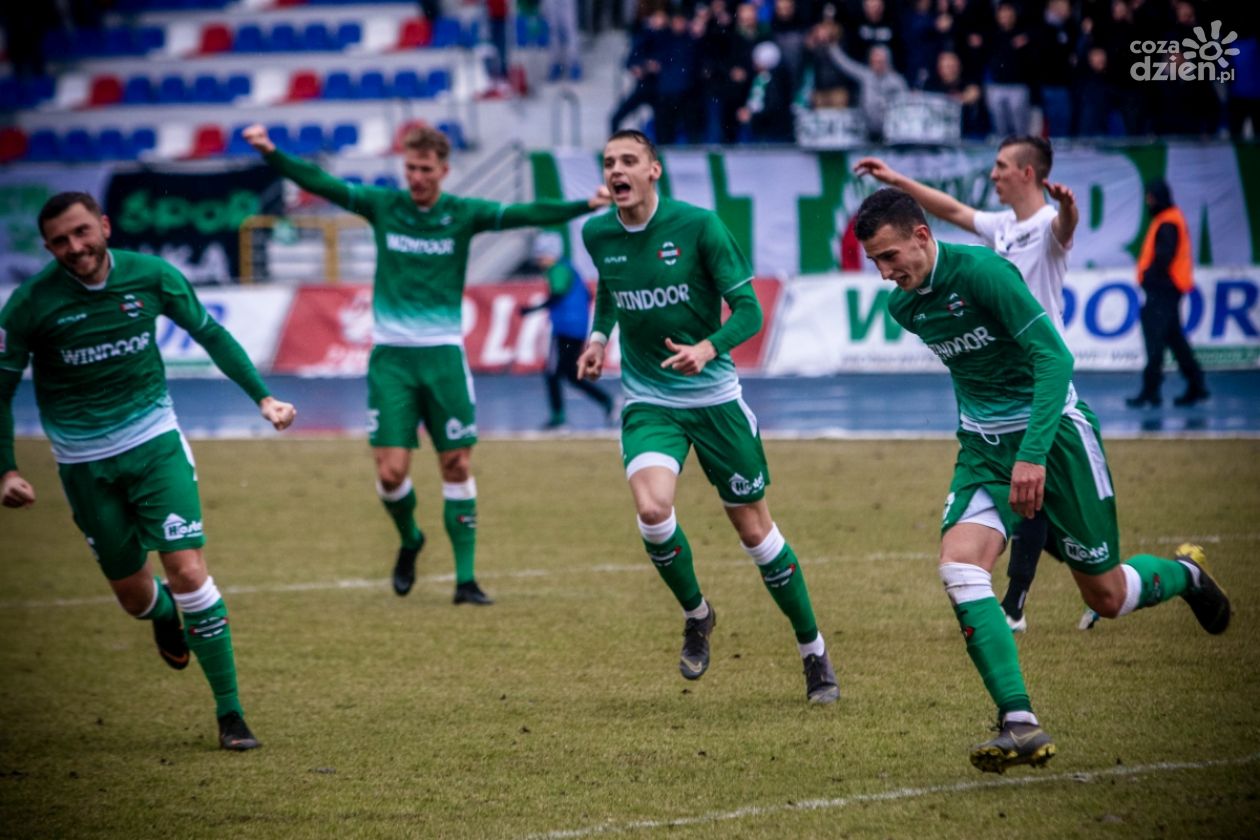 Znicz - Radomiak. Pruszków w kolejce do odczarowania