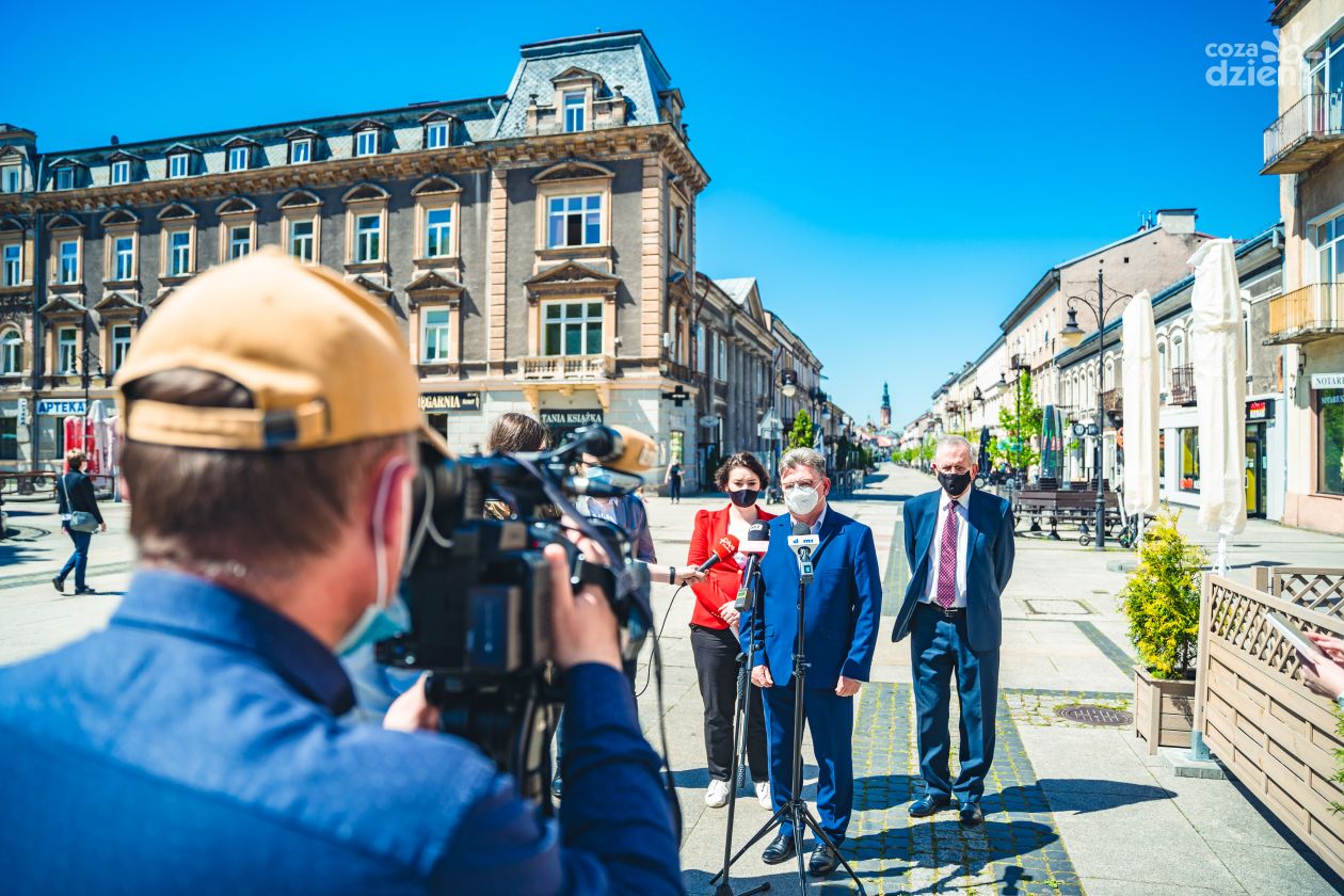 Konferencja prasowa mazowieckich posłów i działaczy Lewicy (zdjęcia)