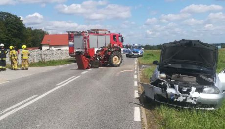 Wypadek w Janikowie. Pasażerka ciągnika w szpitalu