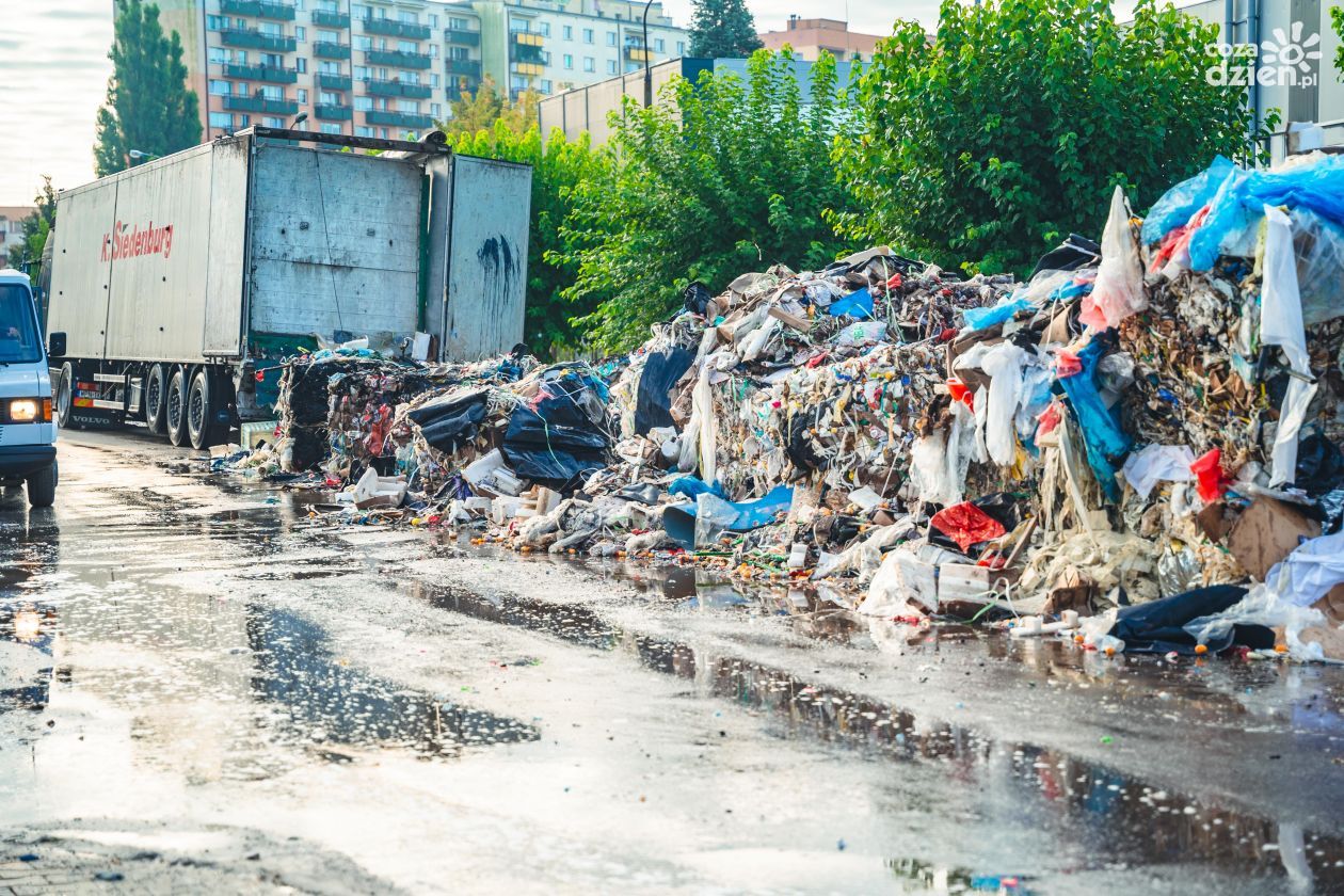 Pożar naczepy na os. Akademickim