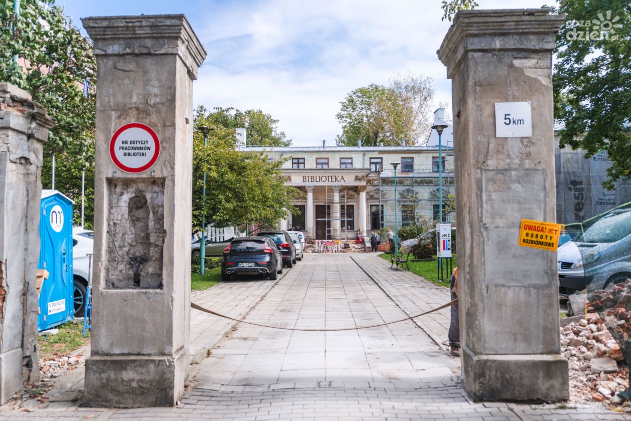 Remont Biblioteki (zdjęcia)