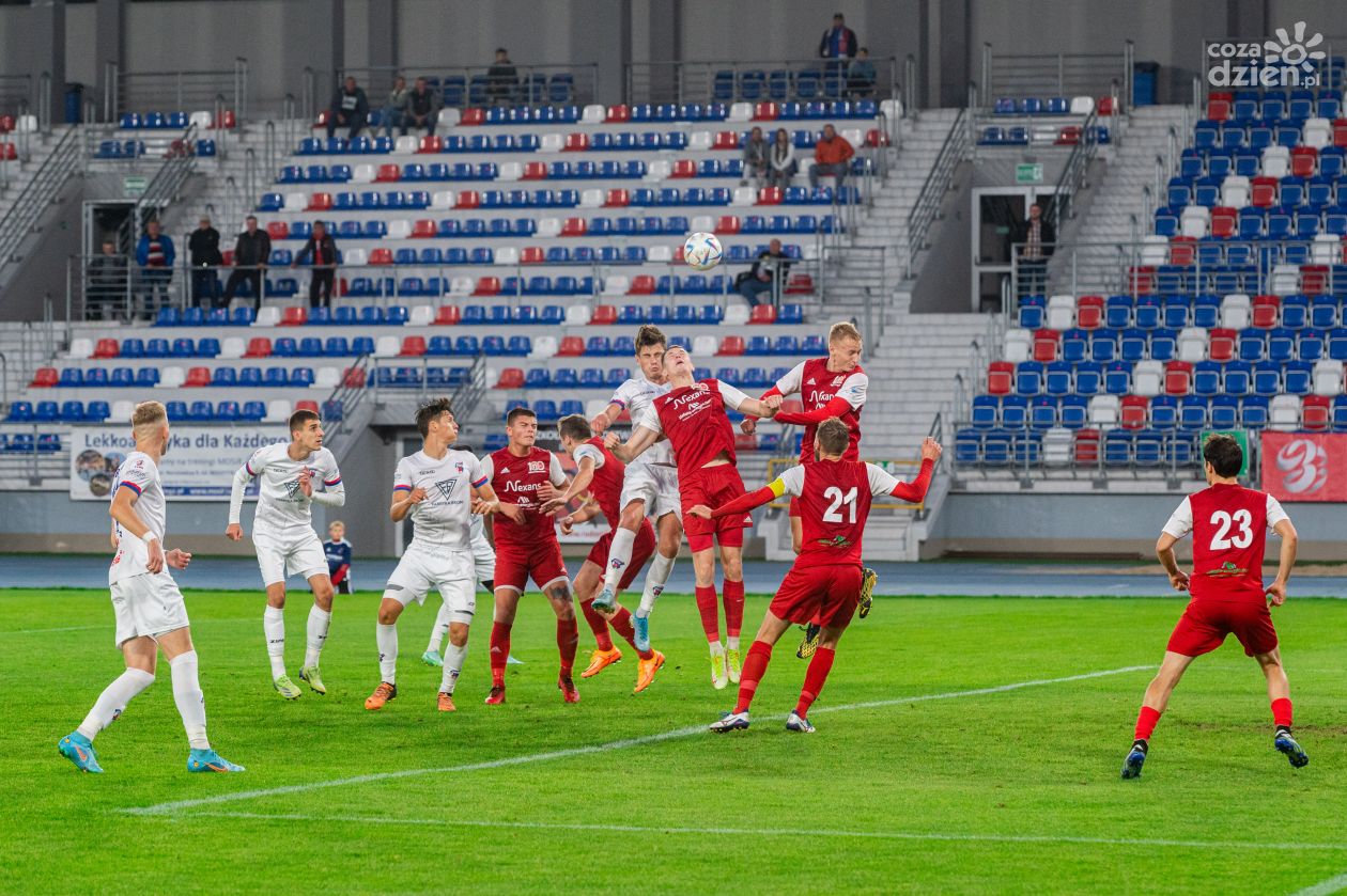 Beniaminkowie sobotnimi rywalami Broni i Pilicy