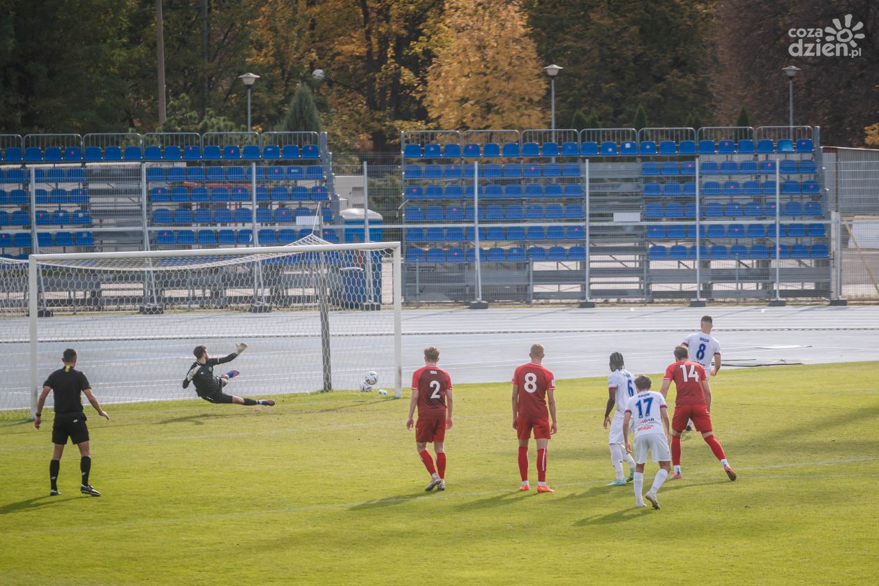 Pięć goli i triumf Broni nad Unią