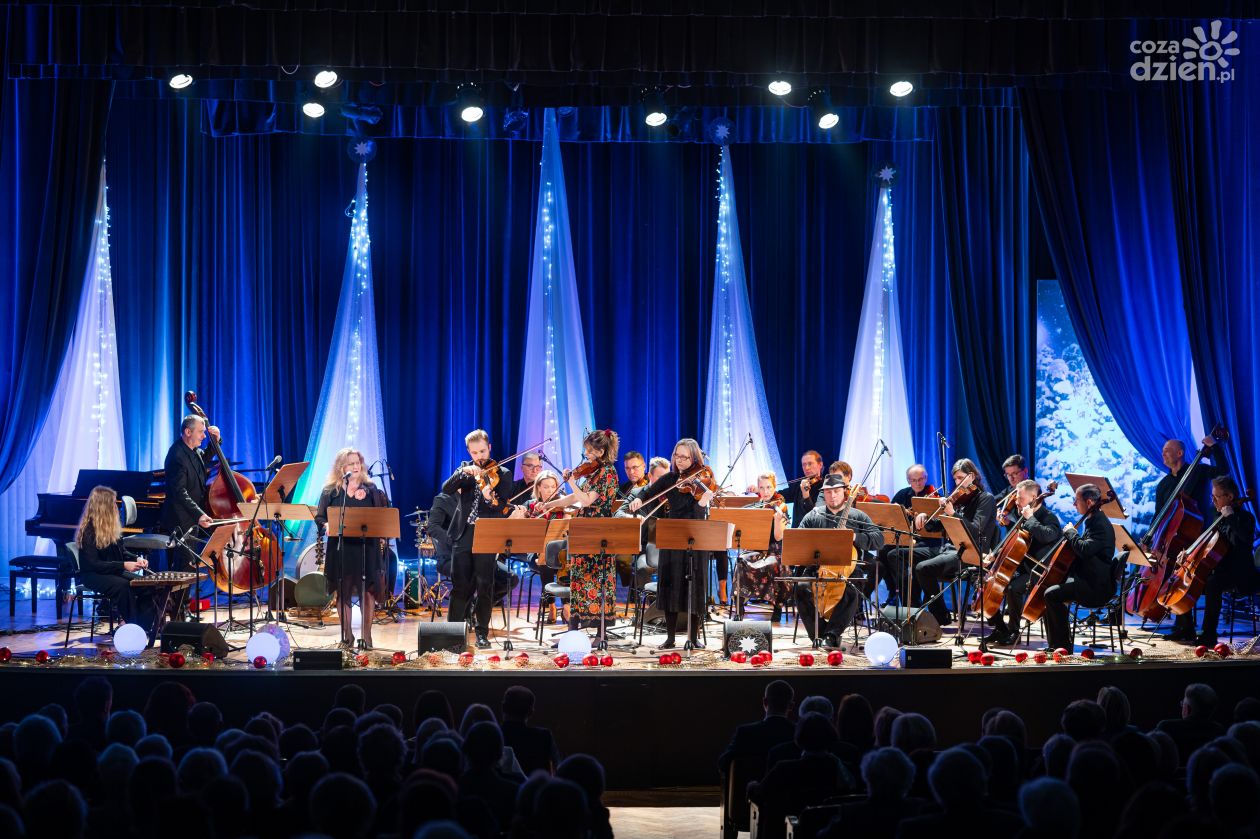 Przyśpiewki czyli powrót do źródeł - Koncert Gwiazdkowy (zdjęcia)