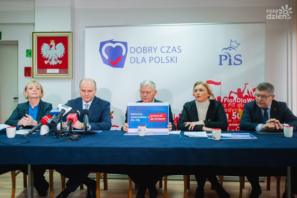 PiS o reformie emerytalnej rządu PO/PSL - konferencja (zdjęcia)