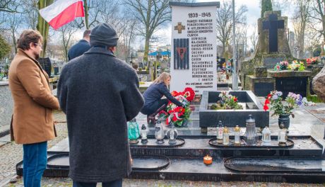 Rocznica pierwszego transportu więźniów do niemieckiego obozu zagłady na Majdanku