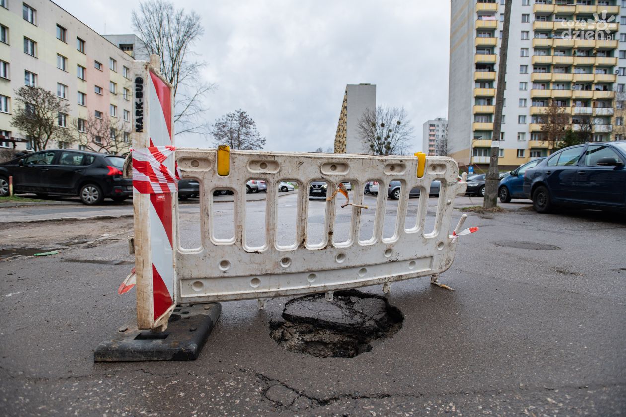 Fatalny stan parkingu przy ul. Gagarina (zdjęcia)