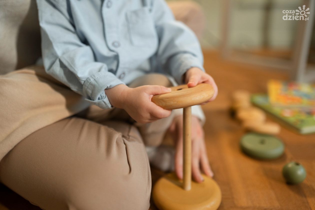 Meble dziecięce zgodne z filozofią Montessori gwarancją kompleksowego rozwoju dziecka.