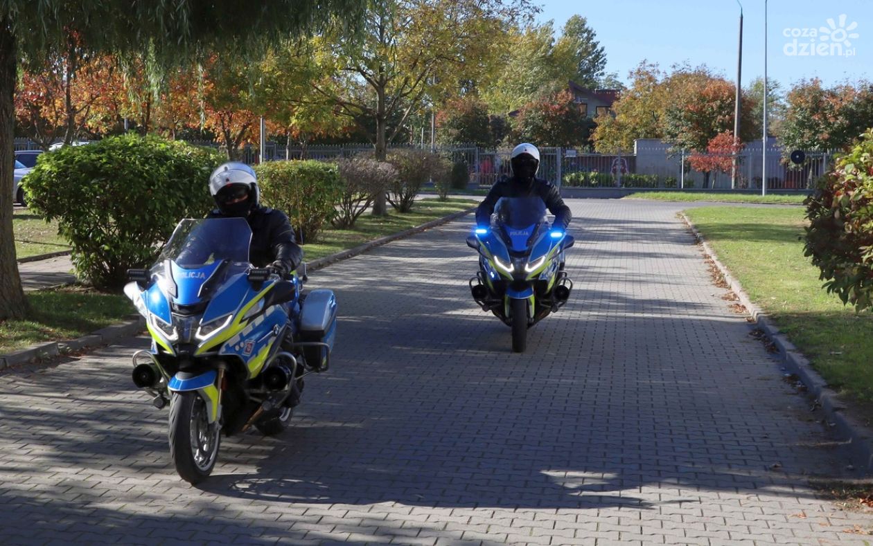 18-latek uciekał przed policją - uderzył w motocykl