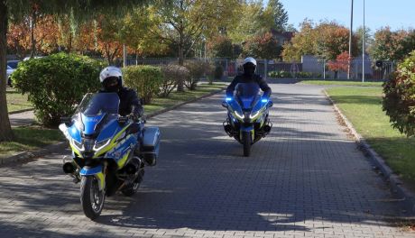 18-latek uciekał przed policją - uderzył w motocykl