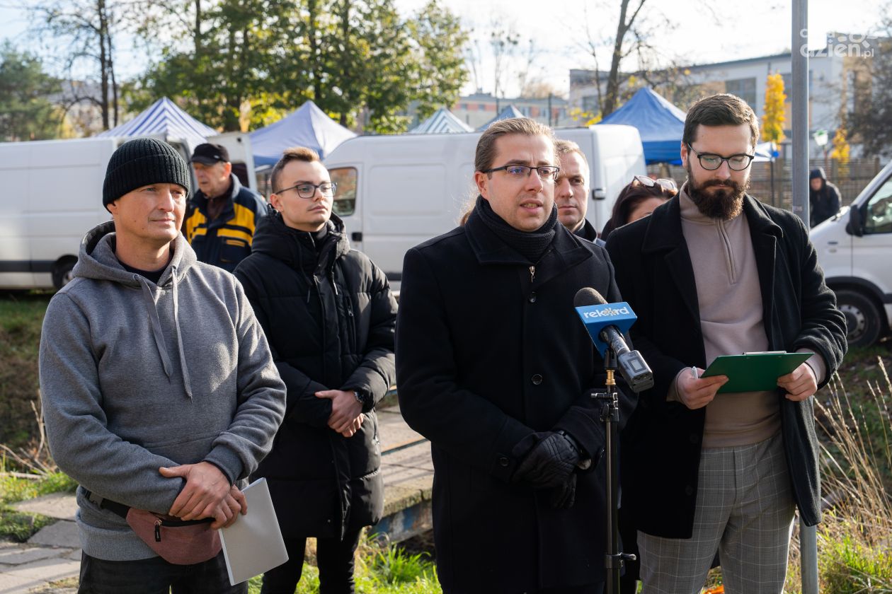 Konferencja prasowa - Bezpartyjni Samorządowcy (zdjęcia)