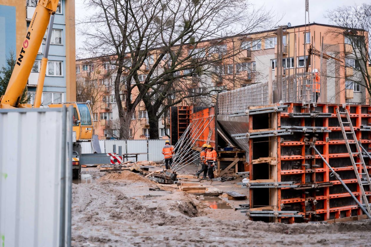 Postępy prac przy budowie wiaduktu (zdjęcia)