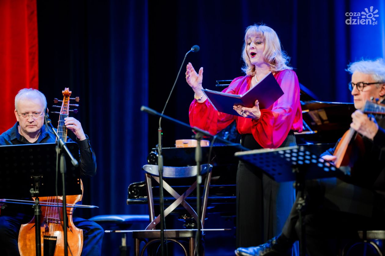 Koncert muzyki dawnej w wykonaniu Camerata Cracovia oraz uczniów ZSM im. Oskara Kolberga w Radomiu (zdjęcia)