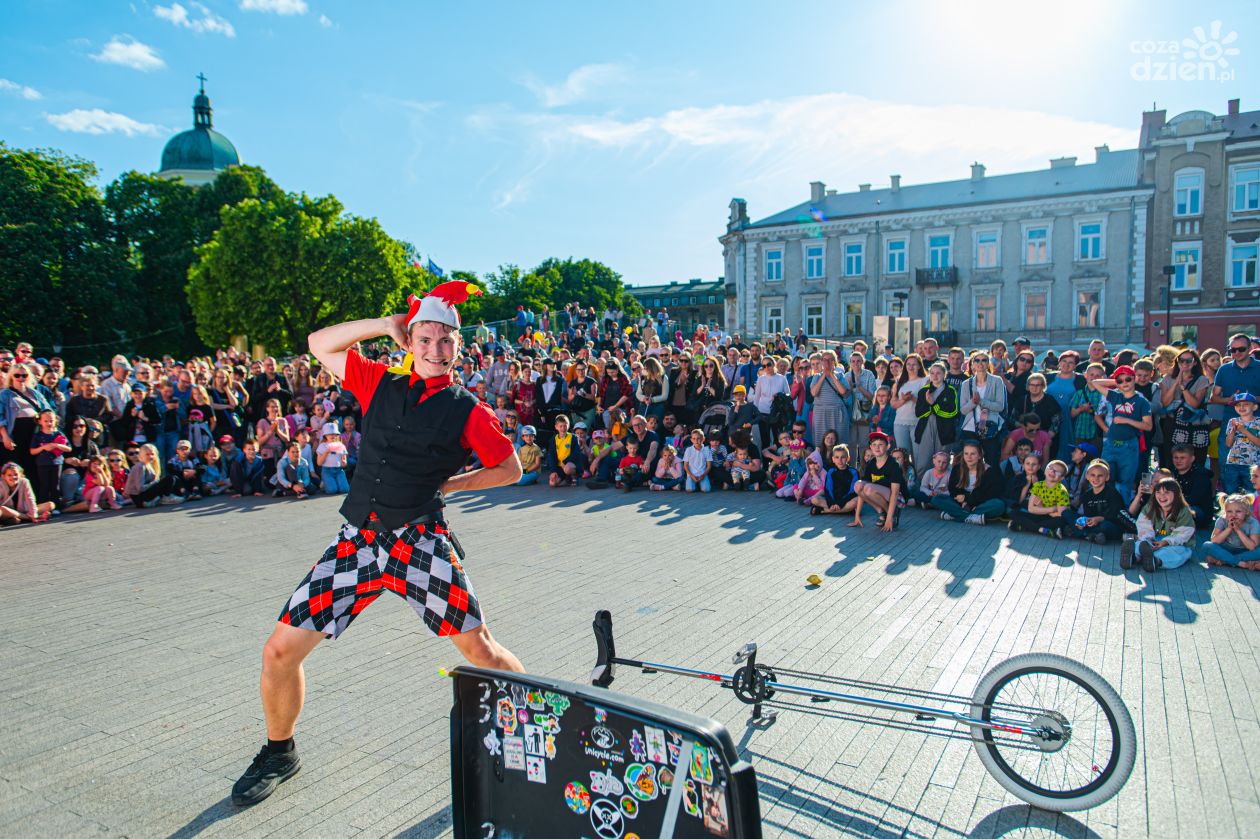 Festiwal Artystów Ulicznych i Precyzji. Znamy harmonogram występów!