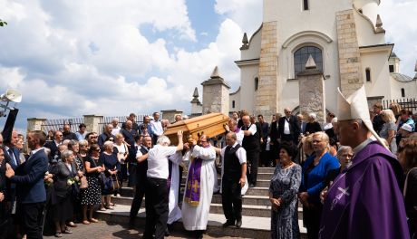 Zdjęcia Pogrzeb śp. Ks. kan. Marka Kucharskiego (zdjęcia)