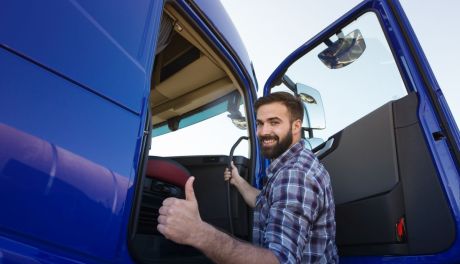 Wiesz pierwszy: Firma leasingująca samochody ciężarowe bez BIK i KRD 