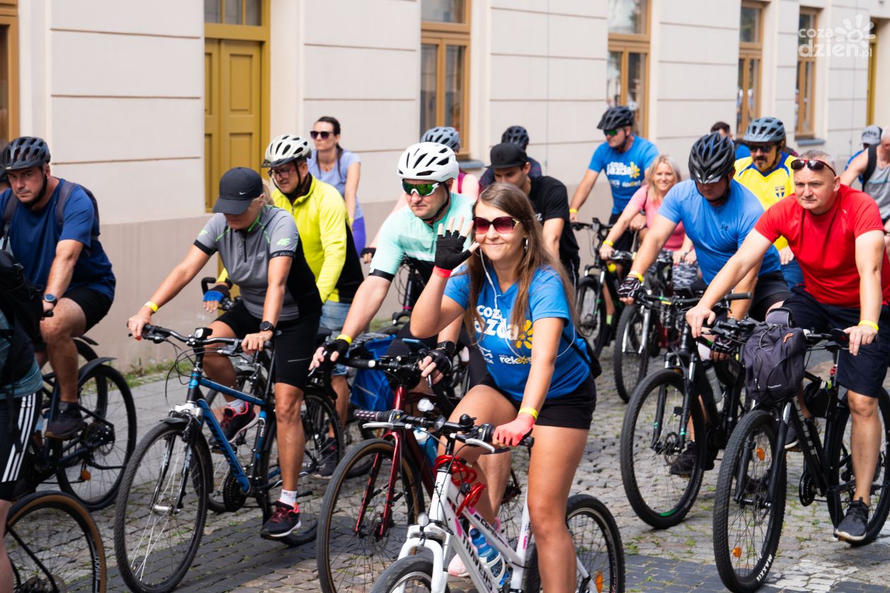 Rowerzyści pojechali do Czarnolasu