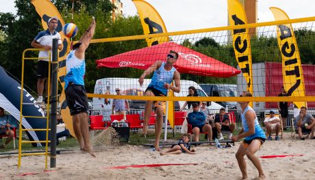 Michał Korycki i Miłosz Kruk wygrali mistrzostwa Radomia w siatkówce plażowej