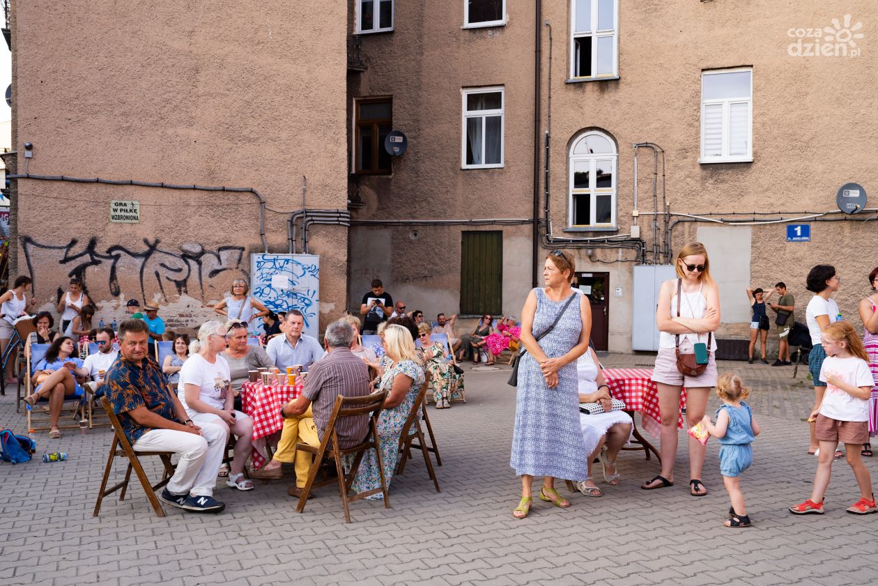 Spotkania z Kulturą Żydowską - Ślad na ulicy Wąskiej (zdjęcia)