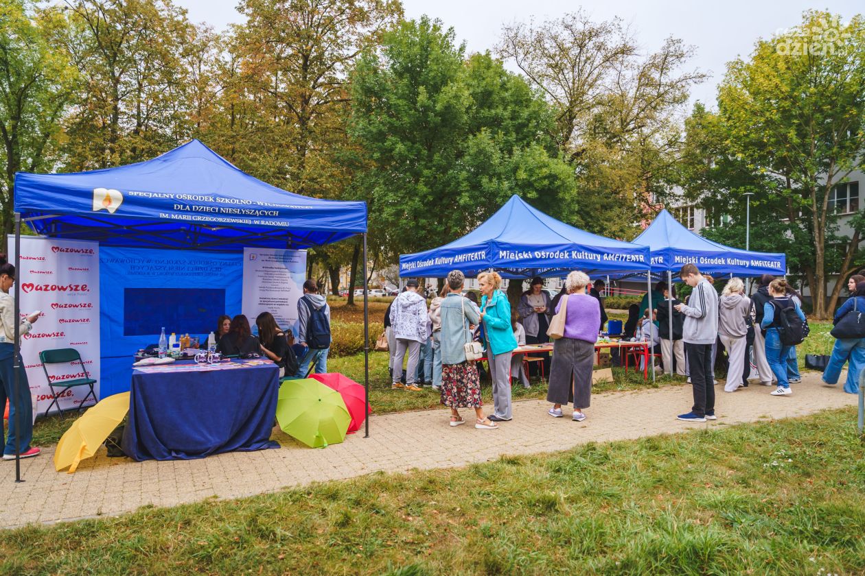 Piknik na zakończenie lata z Centrum Aktywności Lokalnej (zdjęcia)  