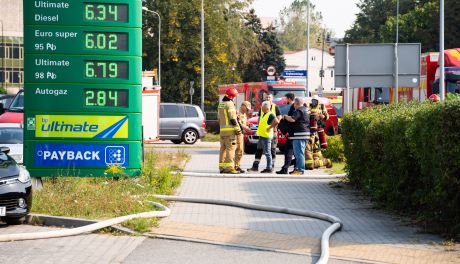 Wyciek gazu na stacji paliw w Radomiu. Sytuacja jest opanowana