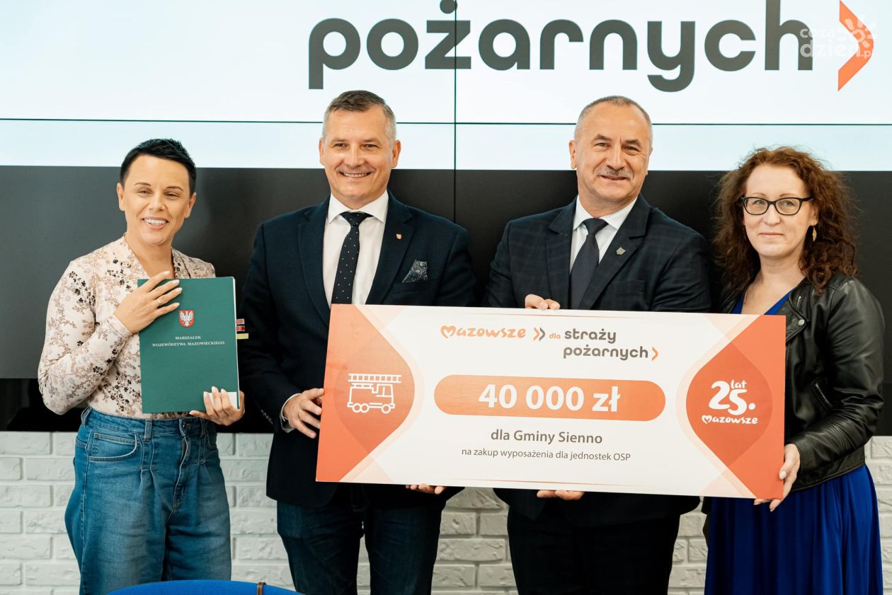 Wsparcie finansowe dla OSP z gminy Sienno oraz Wierzbica