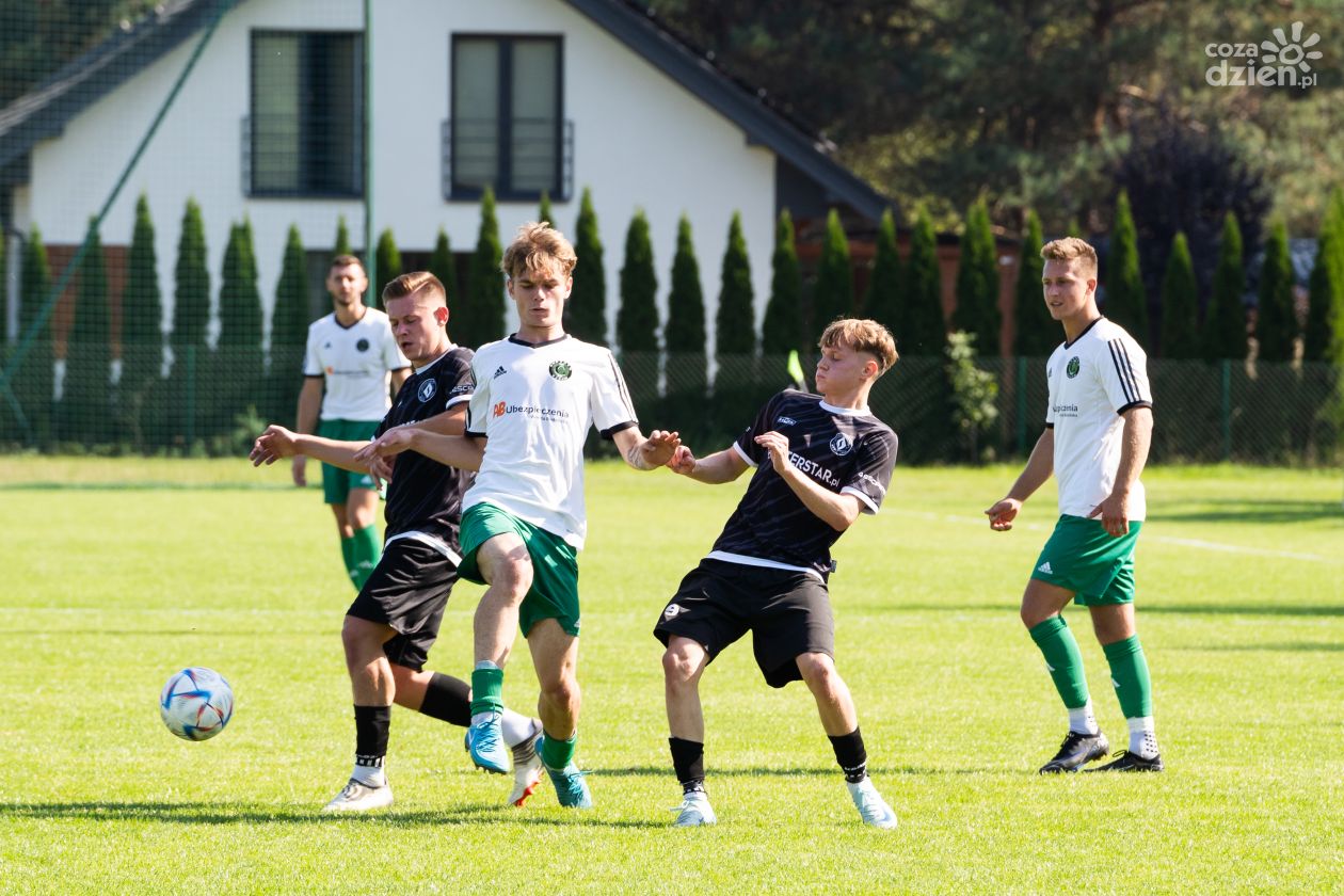 Tymex Liga Okręgowa: Centrum Radom - Szydłowianka Szydłowiec (zdjęcia)