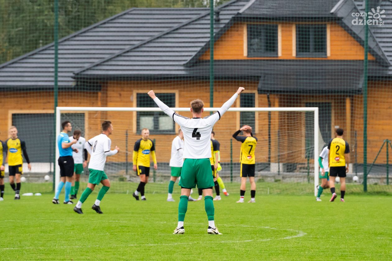 Tymex Liga Okręgowa: Wygrane Centrum i Jodły