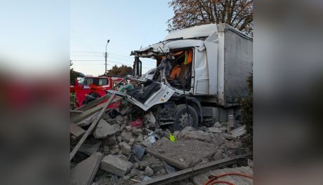 Tragiczny wypadek w gminie Pniewy. Nie żyje kierowca ciężarówki