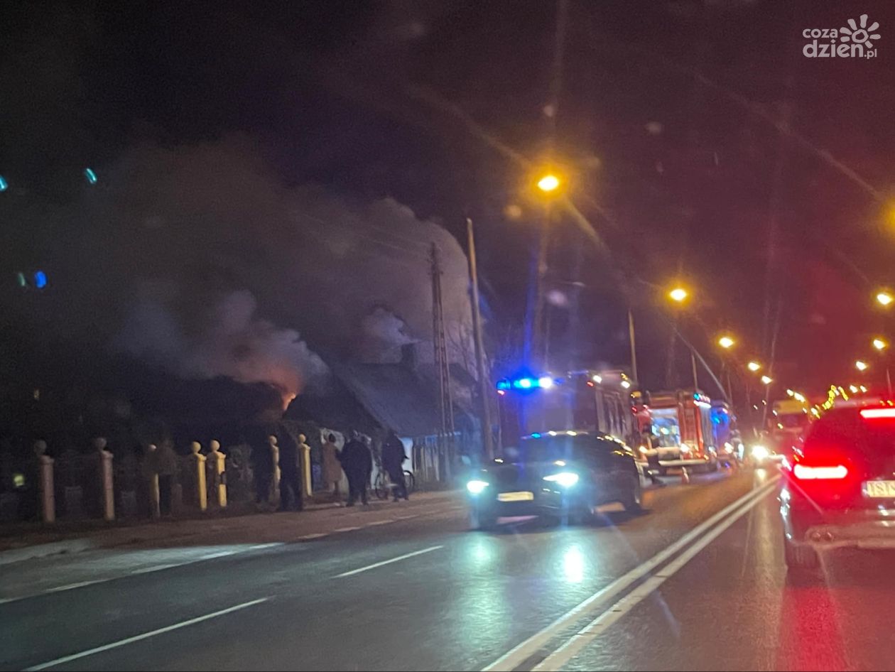 Pożar pustostanu. W akcji cztery jednostki straży