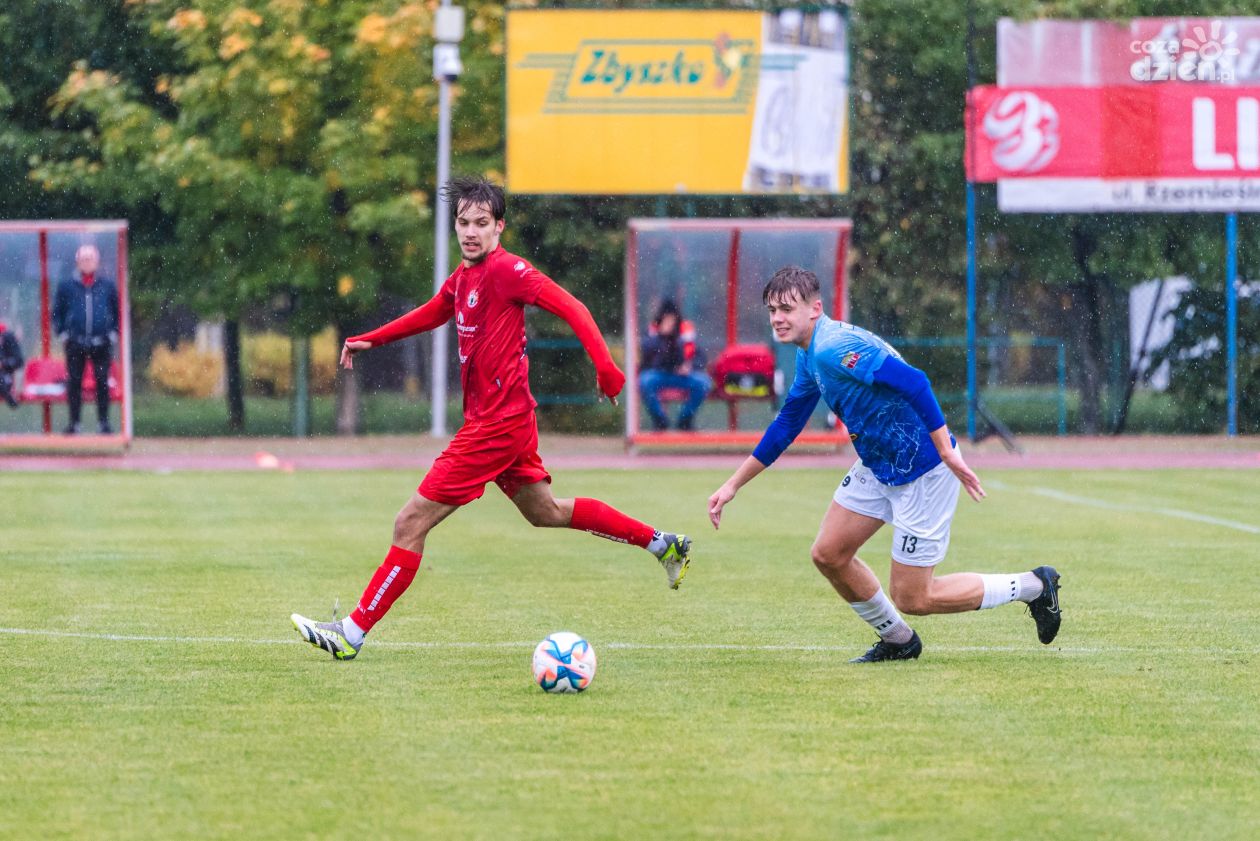 IV Liga: Porażki Pilicy i Oskara na zakończenie 2024 roku