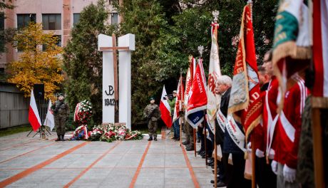 Uroczystości upamiętniające 82. rocznicę stracenia pracowników Fabryki Broni przez niemieckich okupantów (zdjęcia)