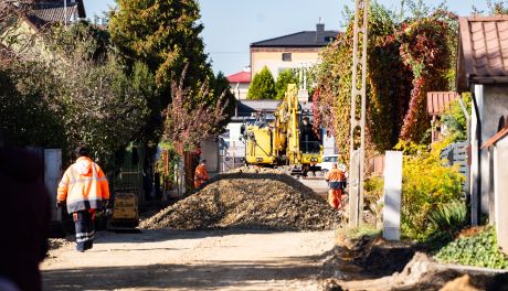 Prace drogowe na ul. Równej (zdjęcia)