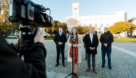 Konferencja prasowa Młodzieży Wszechpolskiej (zdjęcia)