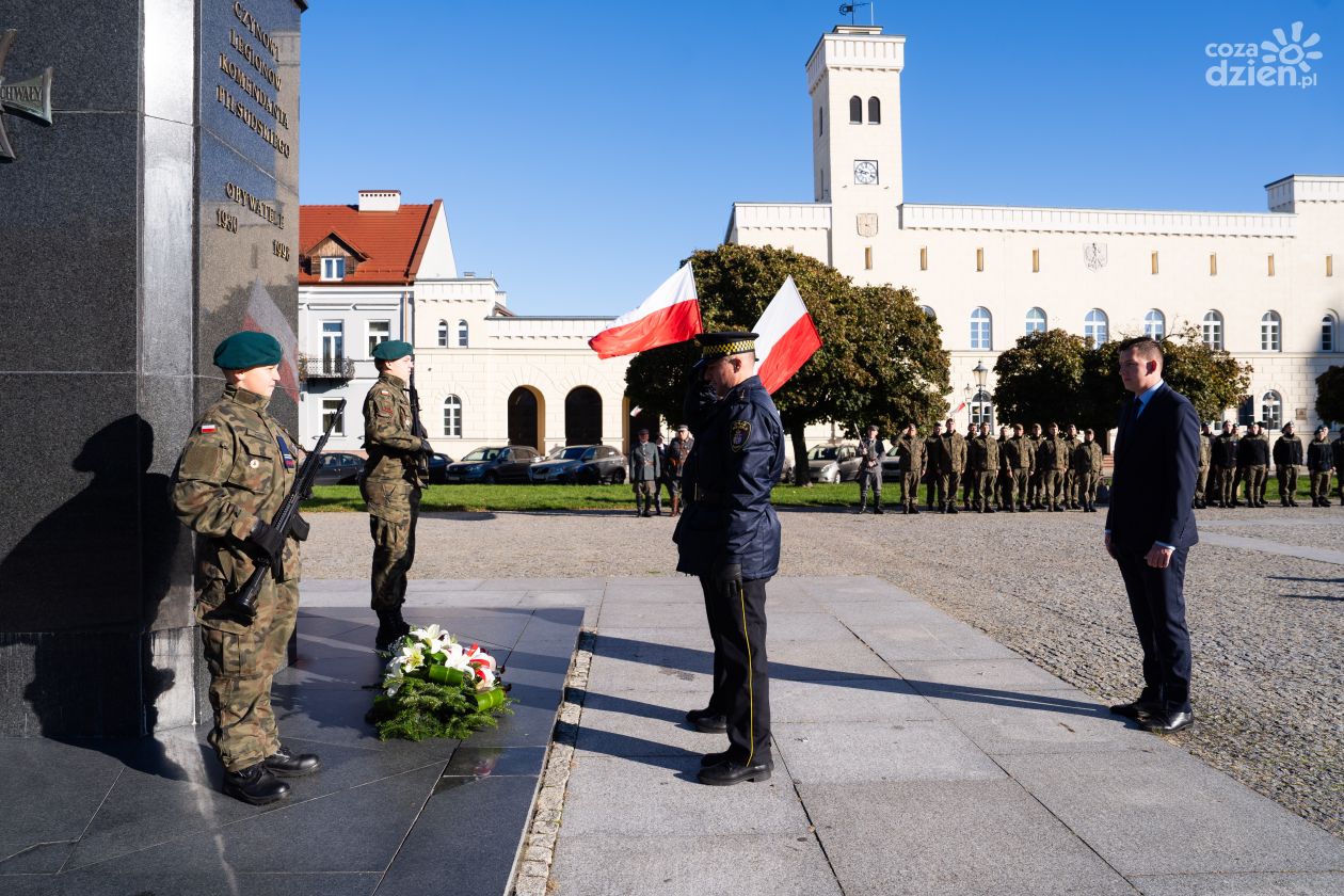 Uroczyste obchody 110 rocznicy bitwy pod Laskami i Anielinem (zdjęcia)