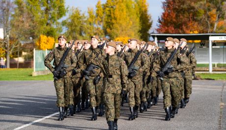 Zdjęcia Próba generalna Kompanii Reprezentacyjnej WOT do udziału w obchodach na Święcie Niepodległości (zdjęcia)