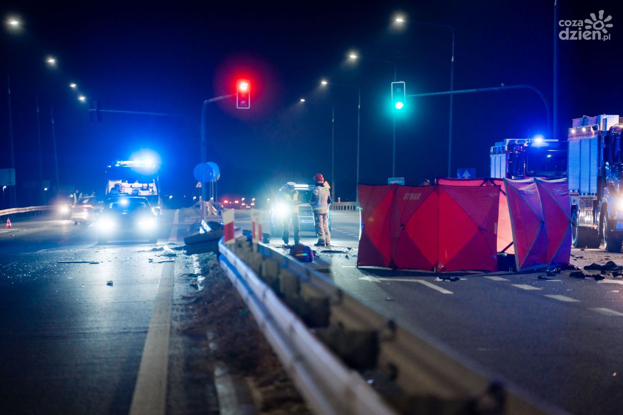 Zawyją syreny. Oddadzą cześć tragicznie zmarłemu ratownikowi 