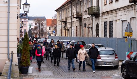 Spacer miejski "Szlakiem zastępów cieni" (zdjęcia)