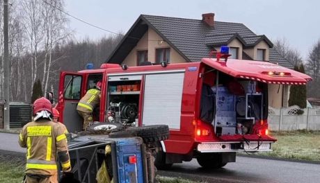 2 promile i zakaz prowadzenia. Pirat drogowy podróż skończył w rowie