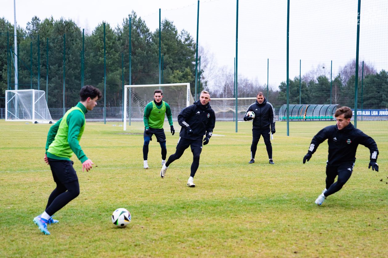 Pierwszy trening Radomiaka z nowym trenerem (zdjęcia)