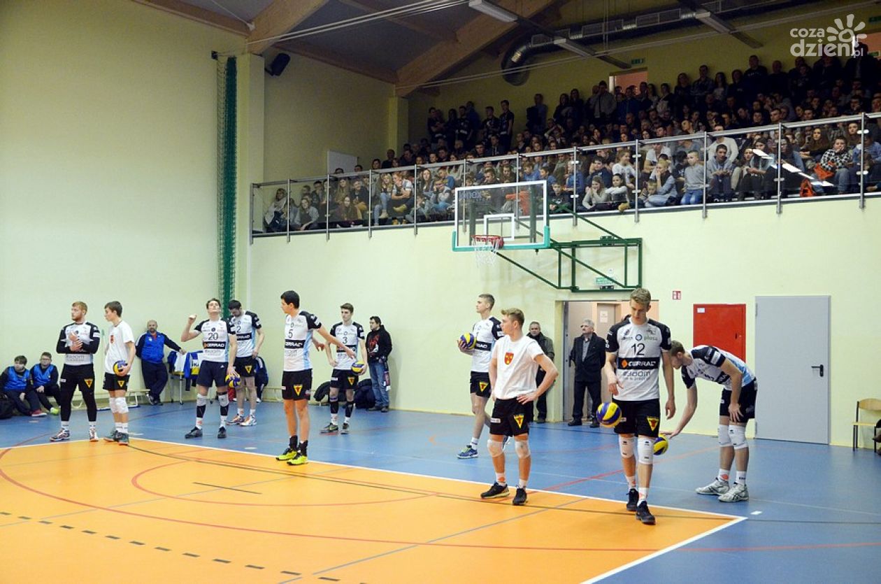 Cerrad Czarni Radom - PGE Skra Bełchatów. Hala sportowa, ZS Kuczki Kolonia.